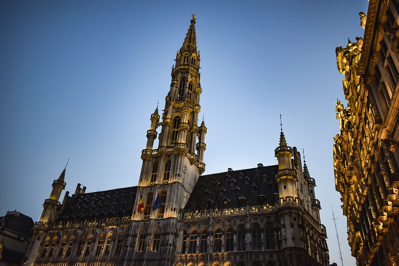 Brussels Grand Place at dusk