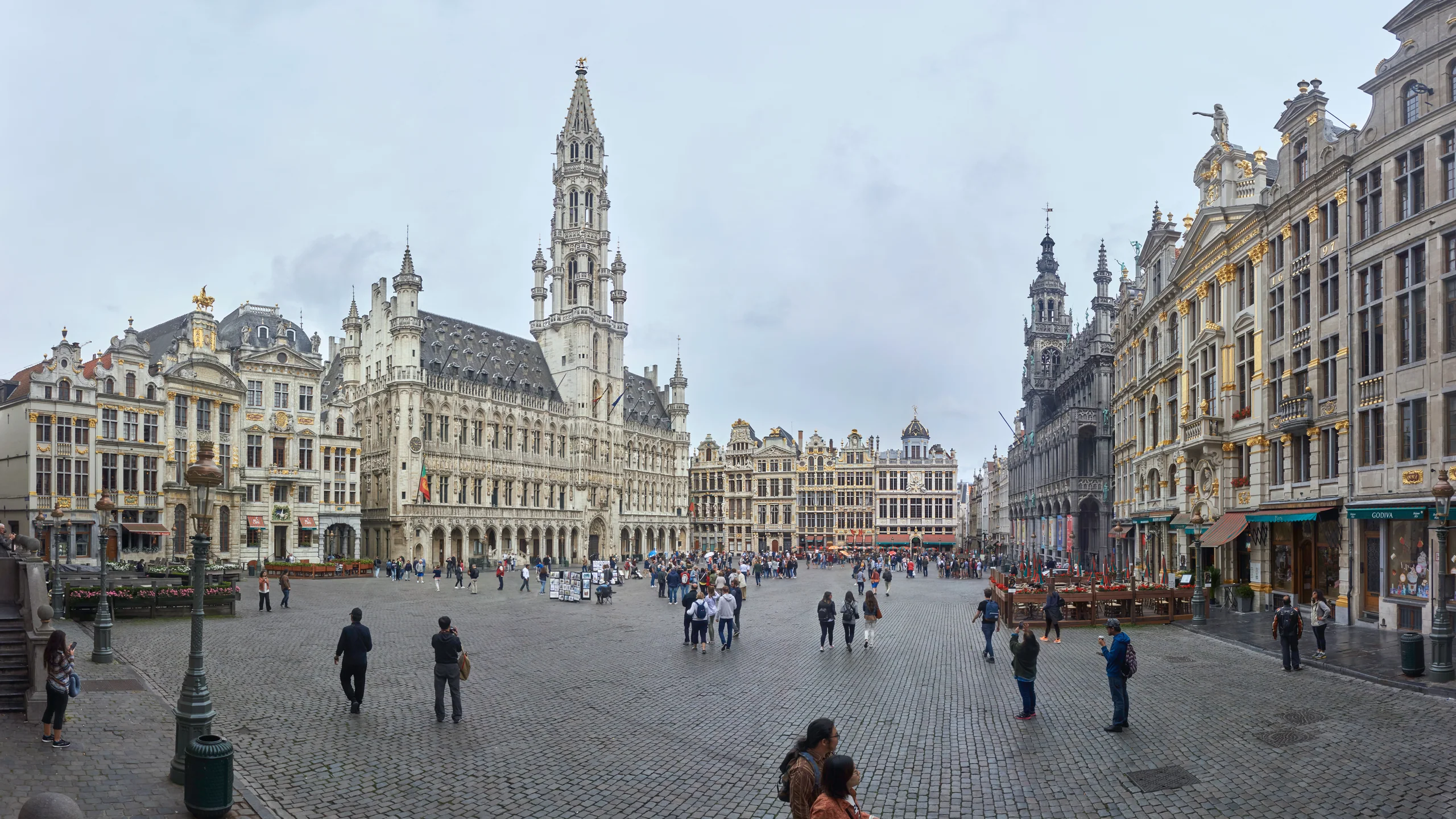 Panoramic view of Brussels Grand Place